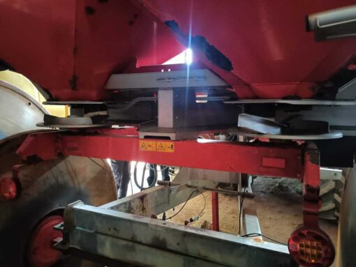 spandiconcime kuhn axis 30.1 - immagine 8