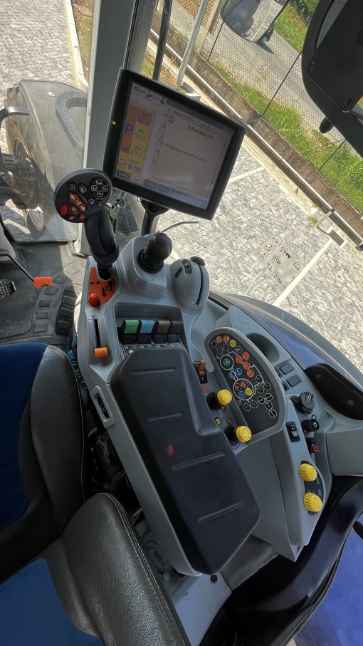 A NEW HOLLAND T7.315 - immagine 8